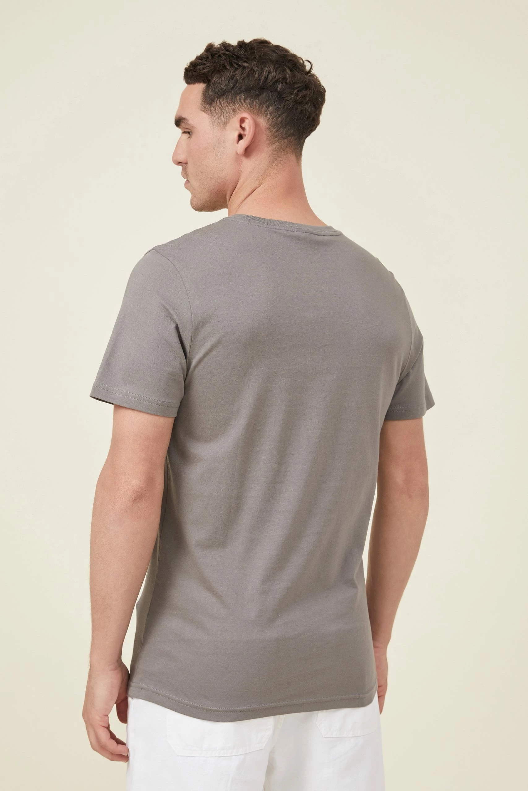 Cotton On Men Tbar Text T-Shirt - Image 3