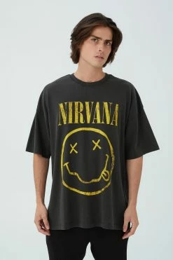 Cotton On Men Oversized Vintage T-Shirt