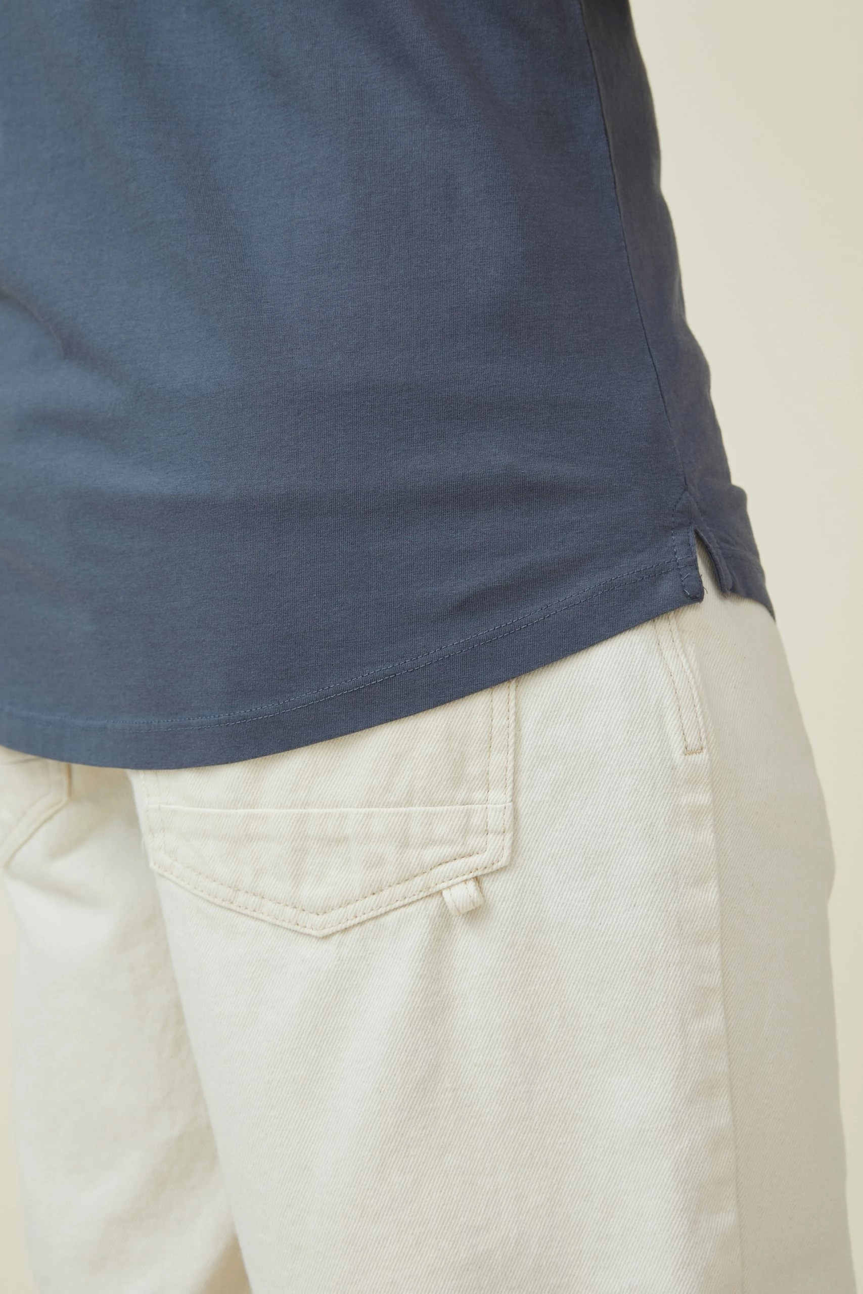 Cotton On Men Organic Longline T-Shirt - Image 4