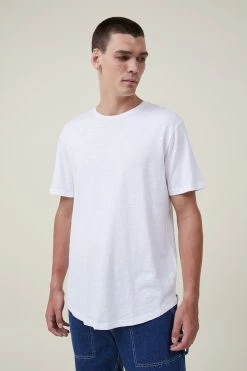 Cotton On Men Scooped Hem T-Shirt