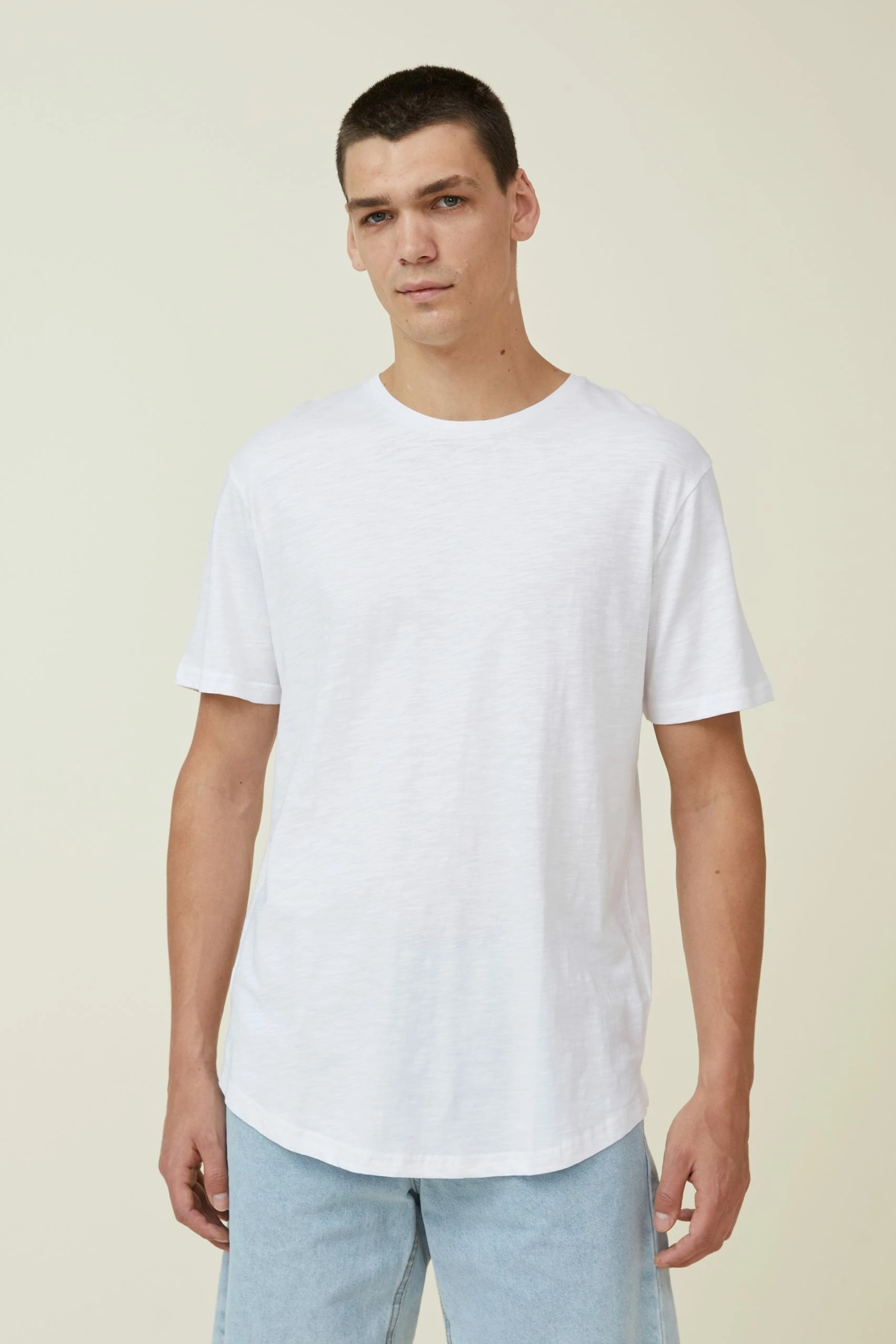 Cotton On Men Scooped Hem T-Shirt