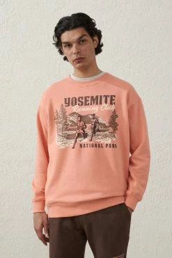 Cotton On Men Active Graphic Crew Fleece