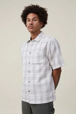 Cotton On Men Eddie Short Sleeve Shirt