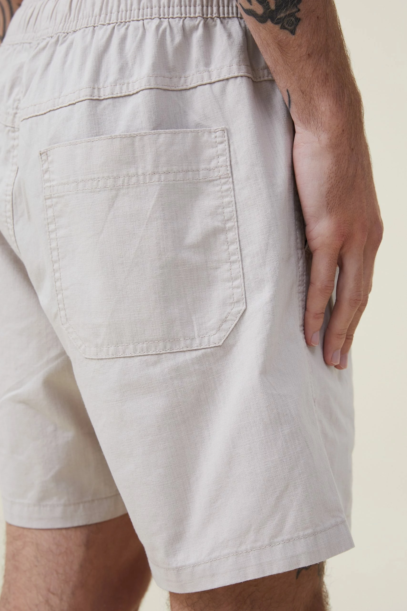 Cotton On Men Easy Short - Image 4